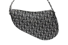 Load image into Gallery viewer, Christian Dior クリスチャンディオール ガリアーノ期 トロッター サドルバッグ ブラック シルバー金具 ロゴ 美品 中古 4b007644