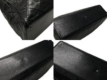 画像をギャラリービューアに読み込む, CHANEL シャネル ボストンバッグ ブラック キャビアスキン シリアルシール ギャランティカード 6番台 美品 中古 4b007649