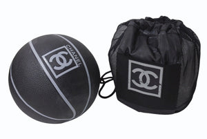 新品未使用 CHANEL シャネル スポーツライン BASKETBALL バスケットボール ココマーク ブラック グレー ゴム ロゴ 7号球 中古 4b000765