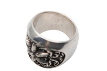 画像をギャラリービューアに読み込む, CHROME HEARTS クロムハーツ CLASSIC OVAL STAR クラシック オーバルスターリング 重量約34.4g サイズ21.5号 美品 中古 4b007677