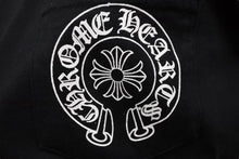 画像をギャラリービューアに読み込む, CHROME HEARTS クロムハーツ ホノルル限定 ホースシュー 半袖Ｔシャツ ブラック ホワイト コットン S 中古 4b007687