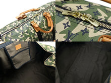 画像をギャラリービューアに読み込む, 極美品 LOUIS VUITTON ルイヴィトン ×村上隆 キーポルバンドリエール55 モノグラムモフラージュ M95774 ゴールド金具 中古 4b007693