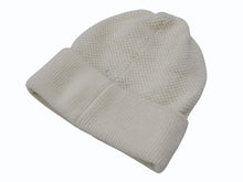 画像をギャラリービューアに読み込む, 極美品 CHANEL シャネル 23AW CC Logo Beanie CCロゴ ビーニー AA6880 ココマーク カシミヤ アイボリー ジェニー着用モデル 中古 4b007699