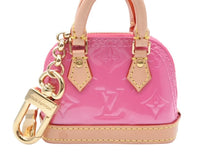 画像をギャラリービューアに読み込む, 極美品 LOUIS VUITTON ルイヴィトン バッグチャーム ミクロアルマ M01706 モノグラム ヴェルニ ピンク ゴールド金具 中古 4b007704