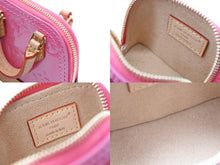画像をギャラリービューアに読み込む, 極美品 LOUIS VUITTON ルイヴィトン バッグチャーム ミクロアルマ M01706 モノグラム ヴェルニ ピンク ゴールド金具 中古 4b007704