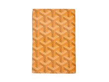 Load image into Gallery viewer, 極美品 GOYARD ゴヤール Grenelle グルネル パスポートケース カードケース PVCコーティングキャンバス イエロー 中古 4b007709