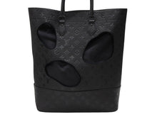 Load image into Gallery viewer, 新品同様 LOUIS VUITTON ルイヴィトン コムデギャルソン 川久保玲 トートバッグ M58661 ウィズホールズMM モノグラムアンプラント ブラック 中古4b007722