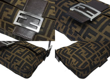 画像をギャラリービューアに読み込む, 極美品 FENDI フェンディ マンマバケット ワンショルダーバッグ ズッカ柄 キャンバス レザー ブラウン シルバー金具 中古 4b007731