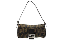 画像をギャラリービューアに読み込む, 極美品 FENDI フェンディ マンマバケット ワンショルダーバッグ 2145264240 ズッカ柄 キャンバス レザー ブラウン シルバー金具 中古 4b007732