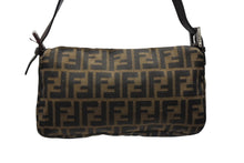 画像をギャラリービューアに読み込む, FENDI フェンディ マンマバケット ワンショルダーバッグ 3505 26424 008 ズッカ柄 キャンバス レザー ブラウン シルバー金具 美品 中古 4b007734