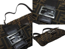 画像をギャラリービューアに読み込む, FENDI フェンディ マンマバケット ワンショルダーバッグ 3505 26424 008 ズッカ柄 キャンバス レザー ブラウン シルバー金具 美品 中古 4b007734