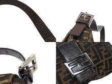 画像をギャラリービューアに読み込む, FENDI フェンディ マンマバケット ワンショルダーバッグ 26424 ズッカ柄 キャンバス レザー ブラウン シルバー金具 美品 中古 4b007735
