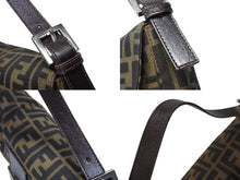 画像をギャラリービューアに読み込む, FENDI フェンディ マンマバケット ワンショルダーバッグ 2211-26424-008 ズッカ柄 キャンバス レザー ブラウン シルバー金具 美品 中古 4b007738