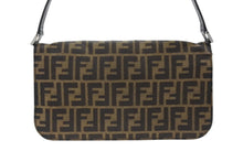 画像をギャラリービューアに読み込む, 極美品 FENDI フェンディ マンマバケット ワンショルダーバッグ キャンバス レザー ブラウン シルバー金具 中古 4b007745