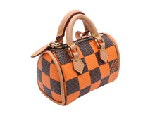 画像をギャラリービューアに読み込む, 新品未使用 LOUIS VUITTON ルイヴィトン ポーチ ダミエ ポップ ミニ スピーディ チャーム R94096 サンプル品 オレンジ 中古 4b007755
