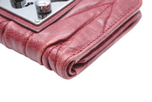 Load image into Gallery viewer, MIUMIU ミュウミュウ コンパクトウォレット 二つ折り財布 マテラッセ キルティング ボルドー シルバー金具 美品 中古 4b007780