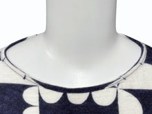 画像をギャラリービューアに読み込む, mina perhonen ミナペルホネン ハナグモ 長袖カットソー ネイビー ホワイト サイズ 38 アンゴラ 美品 中古 4b007792