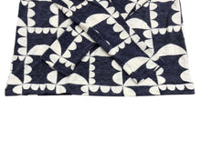 画像をギャラリービューアに読み込む, mina perhonen ミナペルホネン ハナグモ 長袖カットソー ネイビー ホワイト サイズ 38 アンゴラ 美品 中古 4b007792