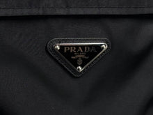 Load image into Gallery viewer, 極美品 PRADA プラダ トライアングルロゴ オーバーオール つなぎ リナイロン ポリアミド ブラック シルバー金具 ブラック サイズ52 中古 4b007843