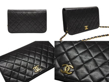 画像をギャラリービューアに読み込む, CHANEL シャネル マトラッセ プッシュロック ショルダーバッグ 5番台 ラムスキン ブラック ゴールド金具 美品 中古 4b007875