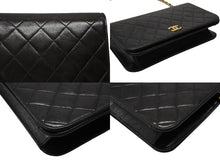 画像をギャラリービューアに読み込む, CHANEL シャネル マトラッセ プッシュロック ショルダーバッグ 5番台 ラムスキン ブラック ゴールド金具 美品 中古 4b007875