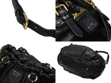 画像をギャラリービューアに読み込む, PRADA プラダ ギャザー 2WAYバッグ ハンドバッグ ショルダーバッグ カーフレザー ブラック ゴールド金具 美品 中古 4b007894