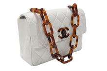 画像をギャラリービューアに読み込む, CHANEL シャネル マトラッセ シングルフラップ シングルチェーン トータスシェル ショルダーバッグ ラムスキン ホワイト 美品 中古 4b007942