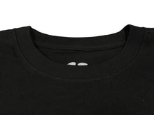 画像をギャラリービューアに読み込む, 新品未使用 VERDY x GUESS JEANS ヴェルディ ゲスジーンズ 25SS GIFT SHOP with FRIENDS Vick Tee Tシャツ ブラック サイズXL 中古 4b007974