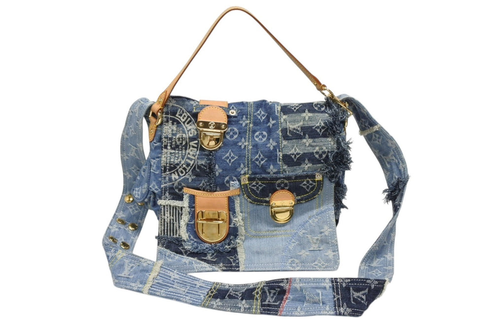 Very good condition LOUIS VUITTON Patchwork Posty Messenger Bag M95374 Monogram Denim Blue Used 4b008049