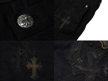 画像をギャラリービューアに読み込む, 極美品 CHROME HEARTS クロムハーツ デニム パンツ サイズ36 クロスボール セメタリー カモ柄 クロスパッチ 中古 4b008052