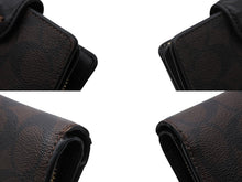 画像をギャラリービューアに読み込む, COACH コーチ シグネチャー 二つ折り財布 C0082 ブラウン ブラック PVC レザー ゴールド金具 美品 中古 4b008062