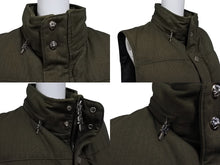 Load image into Gallery viewer, CHROME HEARTS クロムハーツ STIFF VEST スティッフ ダウンベスト サイズS クロスボールボタン ダガージップ カーキ 美品 中古 4b008084