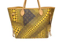Load image into Gallery viewer, 極美品 LOUIS VUITTON ルイヴィトン トートバッグ モノグラム ネヴァーフルMM ヤヨイクサマ 草間彌生 M40685 イエロー 中古 4b008118