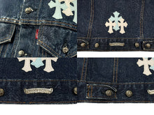 画像をギャラリービューアに読み込む, 極美品 CHROME HEARTS クロムハーツ × LEVI'S リーバイス デニムジャケット フローラル クロスパッチ デニムジャケット サイズ10Y 中古 4b008137