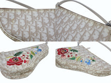 Load image into Gallery viewer, CHRISTIAN DIOR クリスチャンディオール サドルバッグ エンブロイダリー ガリアーノ期 ハンドバッグ ベージュ 良品 中古 4b008141