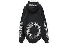 画像をギャラリービューアに読み込む, CHROME HEARTS クロムハーツ OLD Horseshoe Hoodie オールドモデル ホースシュー 袖プリント プルオーバーパーカーサイズM ブラック 美品 中古 4b008152