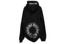 Load image into Gallery viewer, 極美品 CHROME HEARTS クロムハーツ OLD Horseshoe Hoodie オールドモデル ホースシュー 袖プリント パーカーサイズM ブラック 中古 4b008153