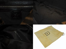 画像をギャラリービューアに読み込む, FENDI フェンディ マンマバケット ワンショルダーバッグ ズッカ柄 キャンバス レザー ブラウン シルバー金具 美品 中古 4b008185