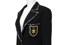 画像をギャラリービューアに読み込む, 極美品 CHANEL シャネル プラダを着た悪魔 カールラガーフェルド期 ココマーク テーラードジャケット ブラック サイズ38 P24952V12963 中古 4b008194