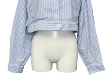 Load image into Gallery viewer, MIUMIU ミュウミュウ 長袖シャツ ML824 サイズ40 オックスフォード ストライプ ブルー ロゴ刺繍 短丈 美品 中古 4b008198