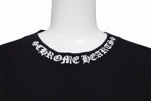 画像をギャラリービューアに読み込む, CHROME HEARTS クロムハーツ ネックロゴ 長袖Tシャツ サイズL アームロゴ プリント ブラック コットン 美品 中古 4b008219