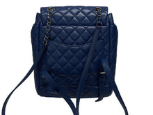 画像をギャラリービューアに読み込む, 極美品 CHANEL シャネル バックパック リュック 23番台 ラムスキン ココマーク ブルー キルティング シルバー金具 中古 4b008235