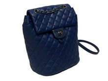 画像をギャラリービューアに読み込む, 極美品 CHANEL シャネル バックパック リュック 23番台 ラムスキン ココマーク ブルー キルティング シルバー金具 中古 4b008235