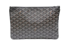 Load image into Gallery viewer, 極美品 GOYARD ゴヤール セナMM クラッチバッグ ヘリンボーン柄 ブラック ブラウン PVC レザー 中古 4b008247