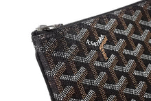 Load image into Gallery viewer, 極美品 GOYARD ゴヤール セナMM クラッチバッグ ヘリンボーン柄 ブラック ブラウン PVC レザー 中古 4b008247