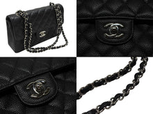 画像をギャラリービューアに読み込む, 極美品 CHANEL シャネル Wフラップ チェーンショルダーバッグ マトラッセ23 キャビアスキン ブラック シルバー金具 15番台 中古 4b008258