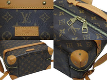 画像をギャラリービューアに読み込む, 新品同様 LOUIS VUITTON ルイヴィトン モノグラム ソフトトランク バックパックPM M44752 ブラウン ゴールド金具 中古 4b008260