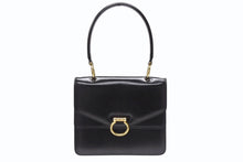 Load image into Gallery viewer, 極美品 CELINE セリーヌ ハンドバッグ ガンチーニ ダブルフラップ ヴィンテージ レザー ブラック ゴールド金具 中古 4b004826