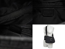 Load image into Gallery viewer, CHRISTIAN DIOR クリスチャンディオール トロッターライン ストリートシック ショルダーバッグ 11-MA-23 ブラック 美品 中古 4b008298