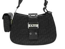 Load image into Gallery viewer, CHRISTIAN DIOR クリスチャンディオール トロッターライン ストリートシック ショルダーバッグ 11-MA-23 ブラック 美品 中古 4b008298